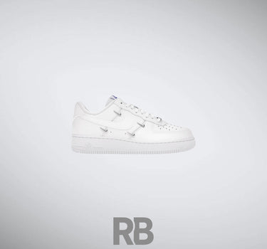 nike air force low white pendant